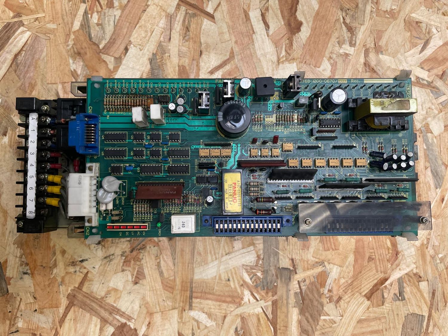 FANUC SERVO AMPLIFIER A06B-6057-H015