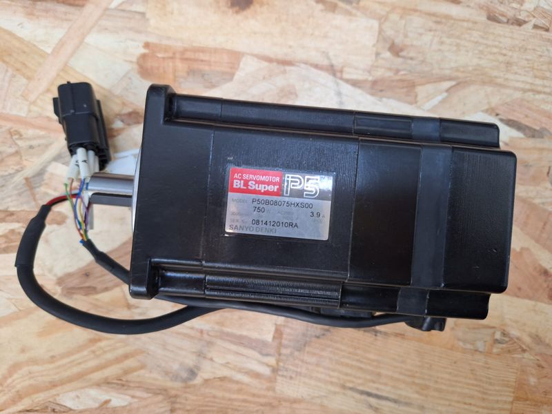 SANYO DENKI AC SERVOMOTOR BL SUPER P50B08075HXS00