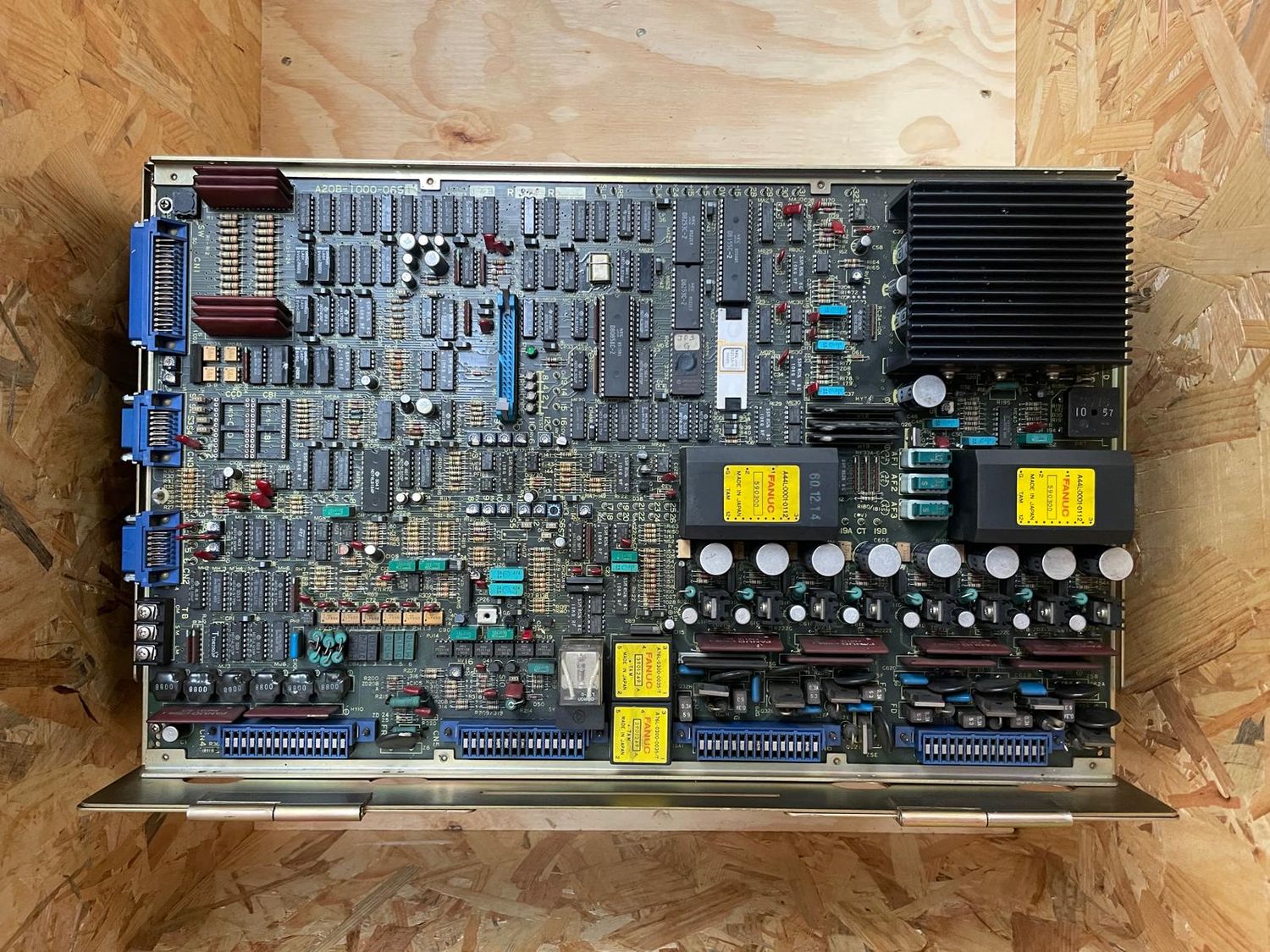FANUC A20B-1000-065