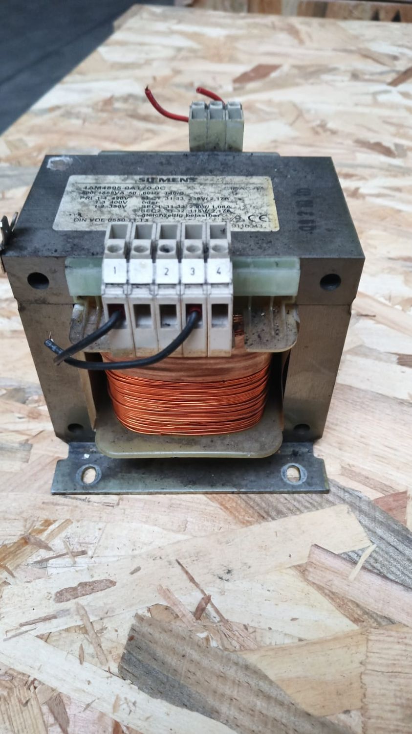 SIEMENS 4AMA895-0AT70-0C SIDAC SIN VDE 0550T1T3 9118043