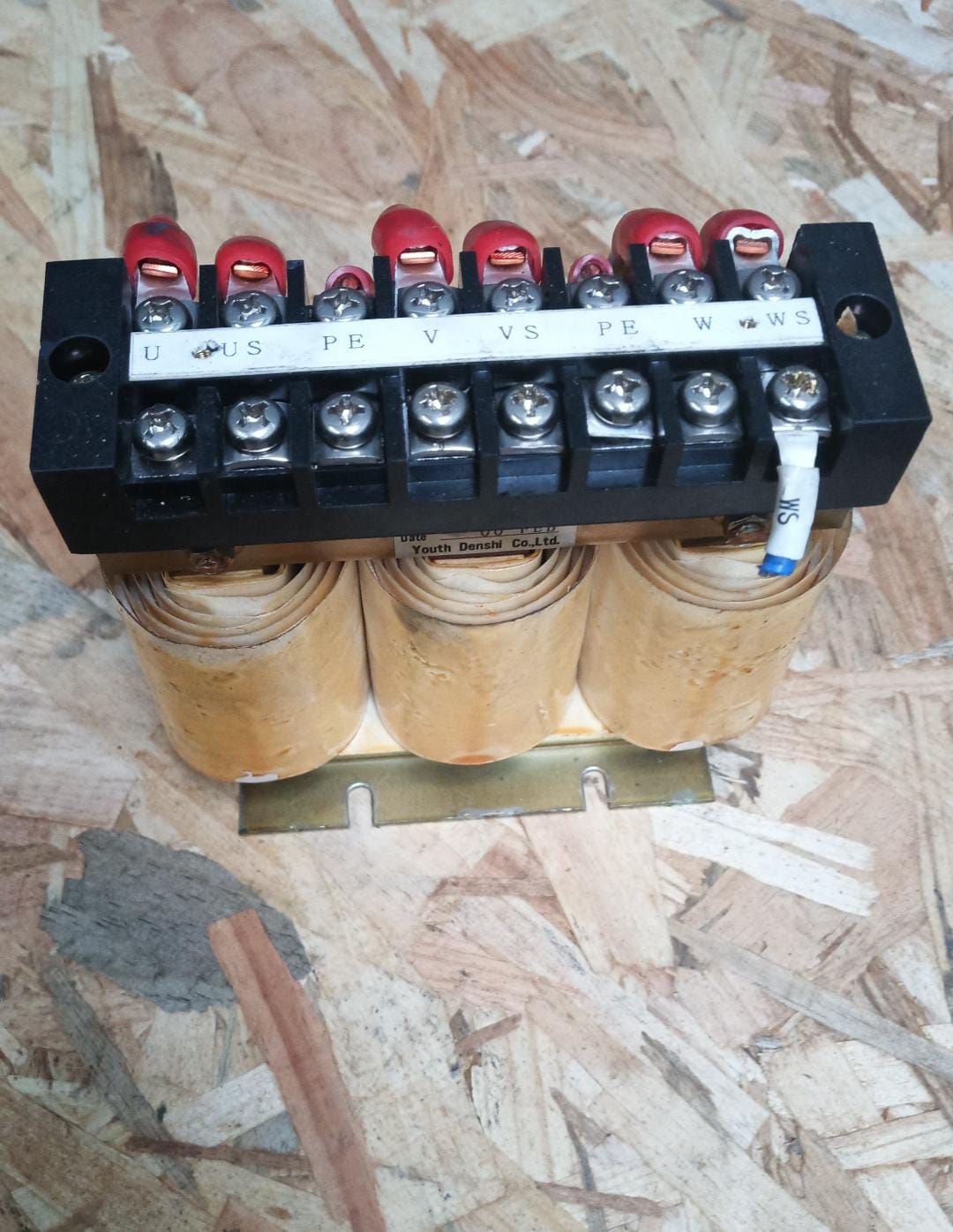 TRANSFORMADOR YOUTH DENSI TR-1704 72 B