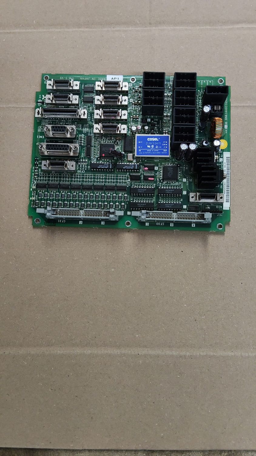 HR353 INPUT DC 24V 2.6A