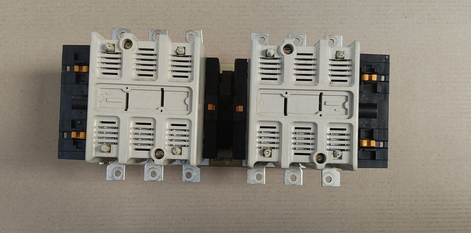 Conjunto inversor Telemecanique LC2 F115