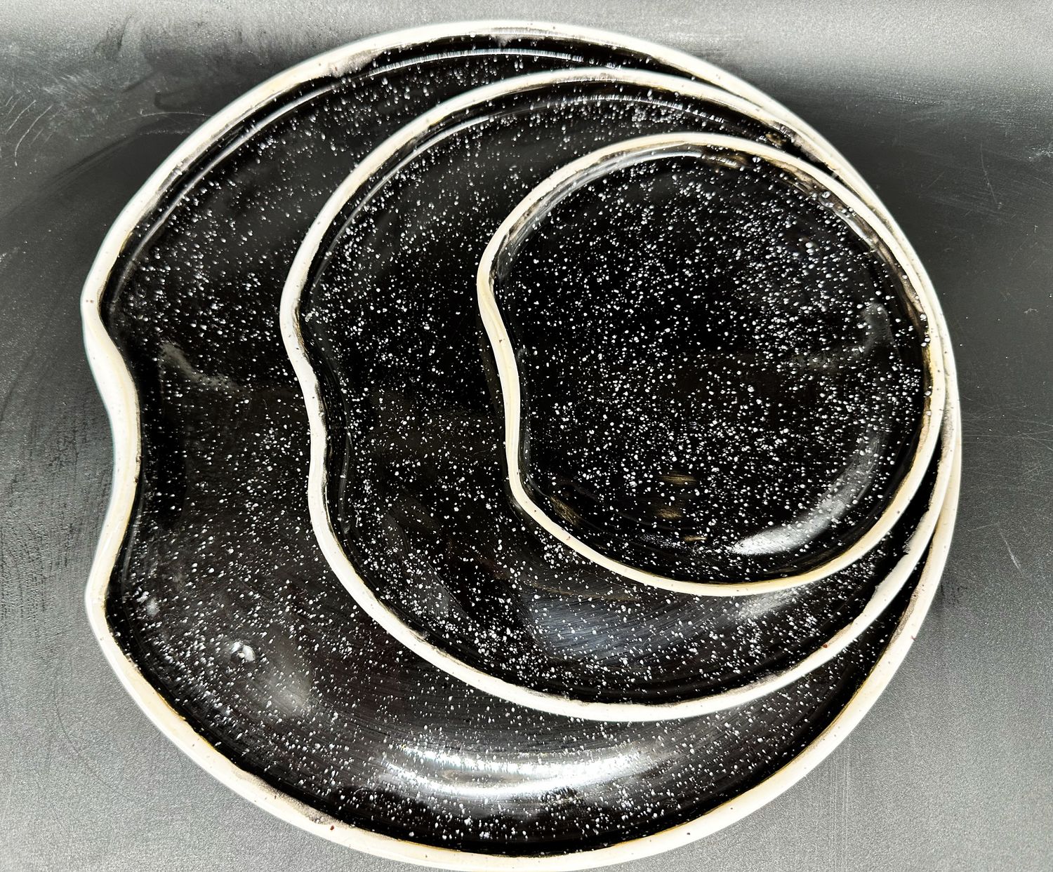 Manu Moon Stardust. Zestaw 3 talerzy. Trojaczki Księżycowe.