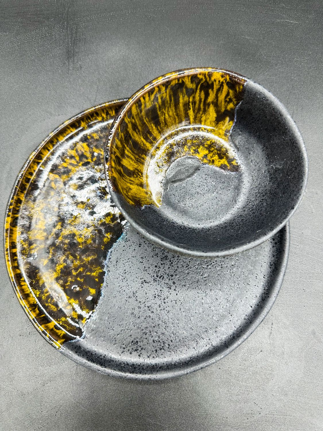 Colors of Manu. Zestaw talerz i miseczka. Amber Gold.
