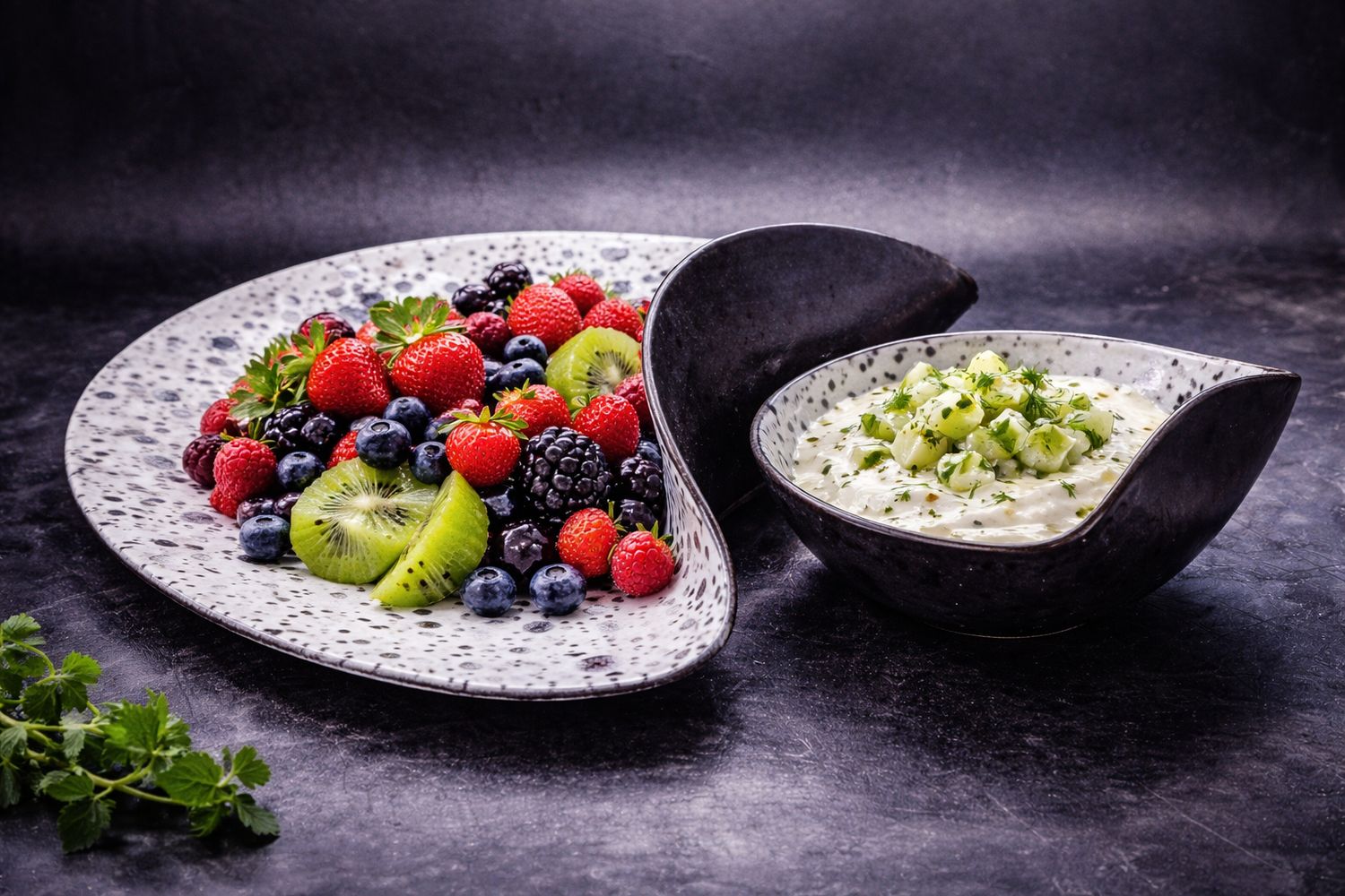 Zestaw patera i misa Manu Moon Dalmatin Grey