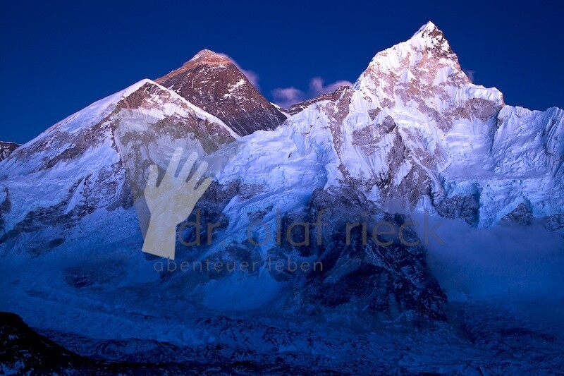 Everest, Nuptse