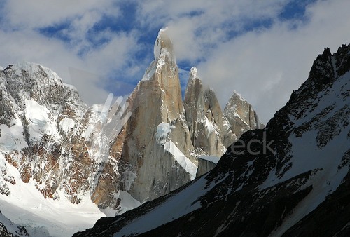 Cerro Torre von Osten