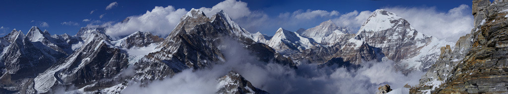 Panorama "Blick vom Mera Peak"