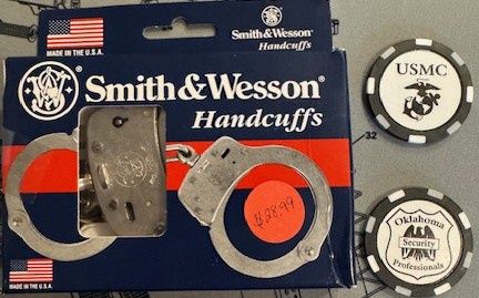 Smith &amp; Wesson Nickel Handcuffs