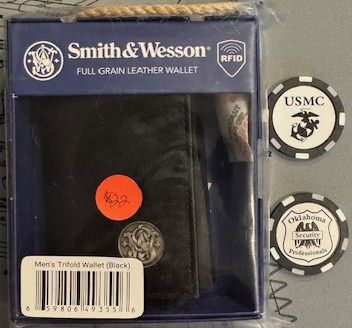 Smith &amp; Wesson Medium Brown Wallet