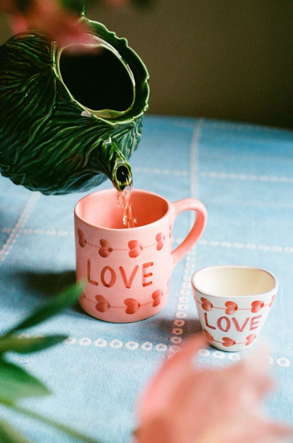 Keramiek mok - handpainted, Colour: LOVE