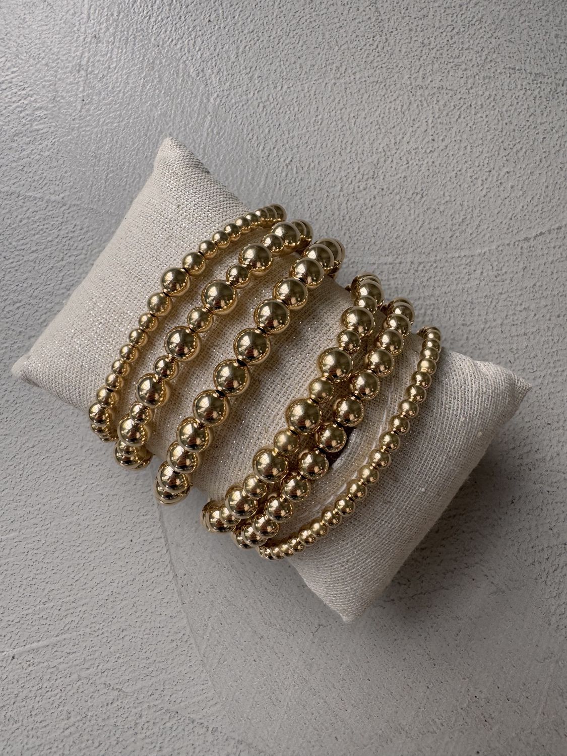 Armbanden - gold filled armbanden, Van RECHTS naar LINKS op foto: Armband 6, 7 mm met 5 mm