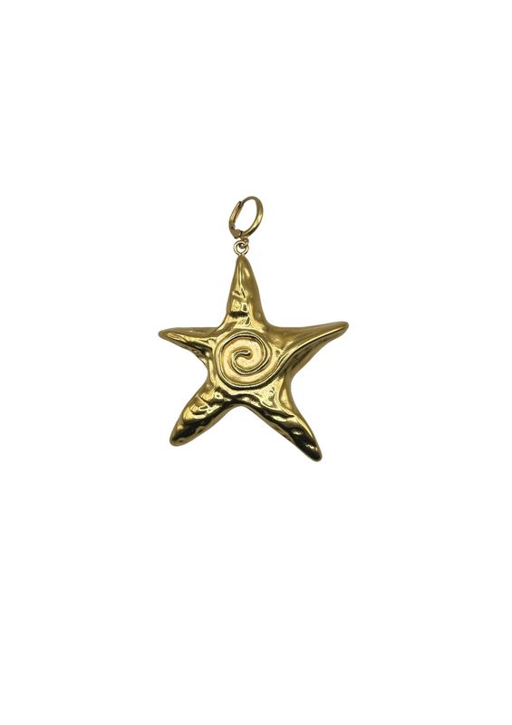Gold star pendant