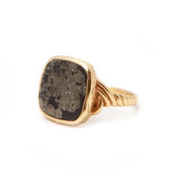 Aubrey ring