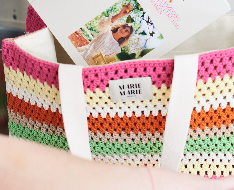 Pien laat haar eten zien