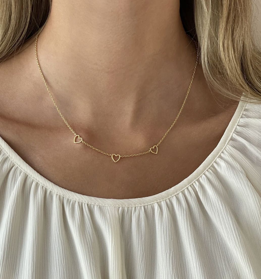 Necklace with twisted hearts 32467Y- 24kae