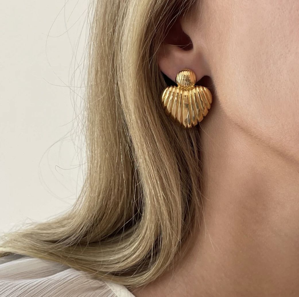 Heartshaped statement earrings 42494Y - 24kae