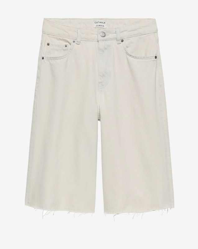Loose fit bleached jorts - catwalk junkie