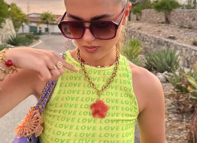 Hula necklace red - le veer