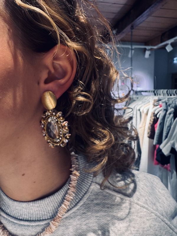 Oval element w/ sequins - Lott