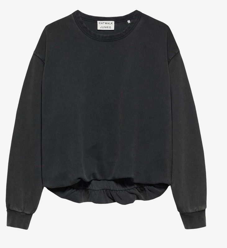 Tuck in sweater - catwalk junkie