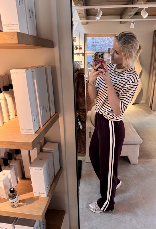 Loose fit striped shirt wine tasting - catwalk junkie
