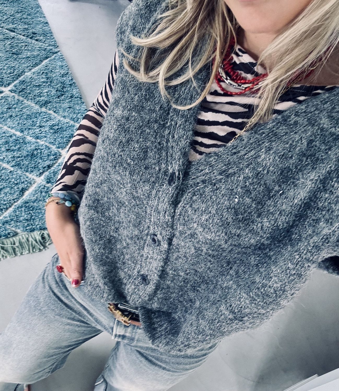 v neck button up spencer - catwalk junkie