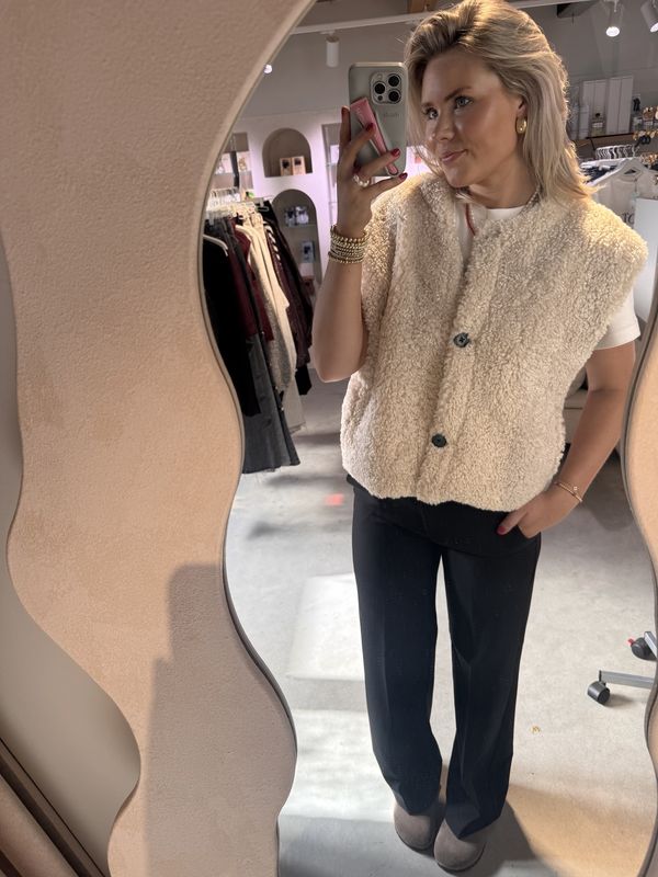 Michelle jacket egg white - another label