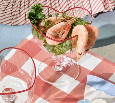 champagne long glass in heart shape and red rim 200 ml - rice