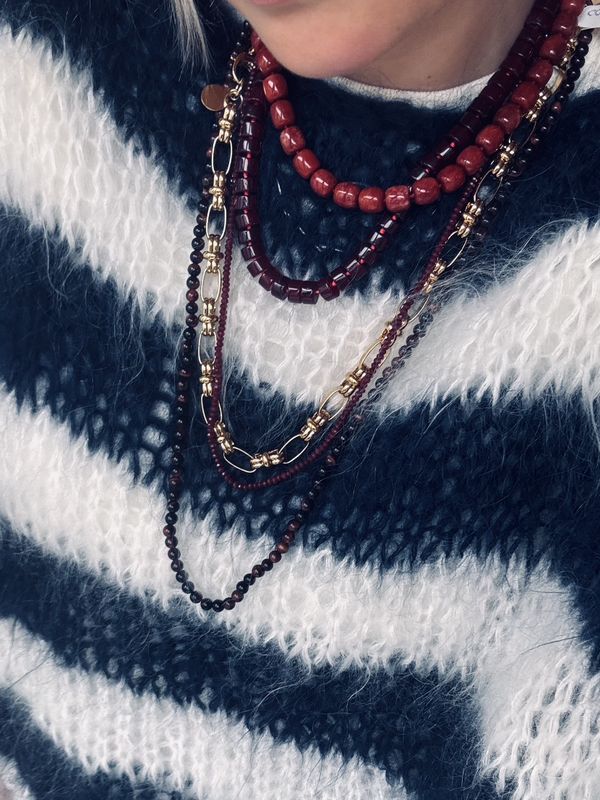 Roger red long necklace - bonnie studios
