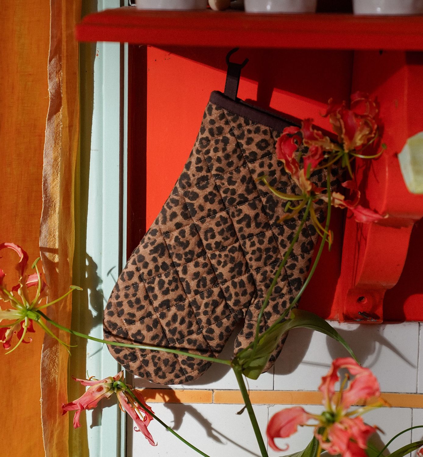 leopard oven mitt - anna+nina