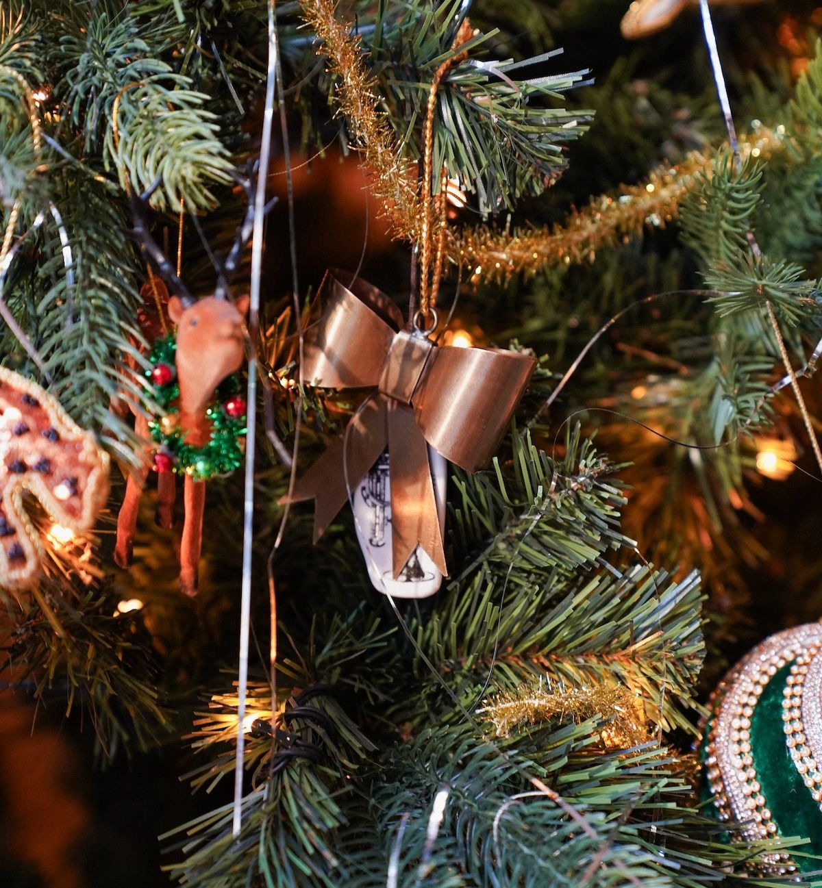 Big Radiant Ribbon Ornament - anna+nina