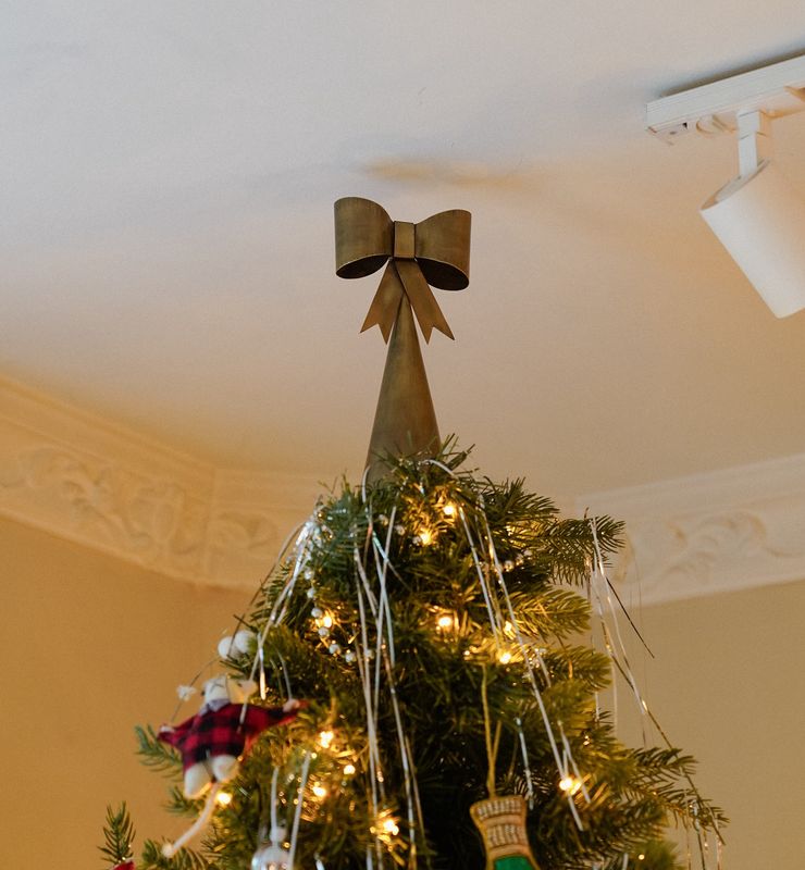 Radiant Ribbon Tree Topper - anna+nina
