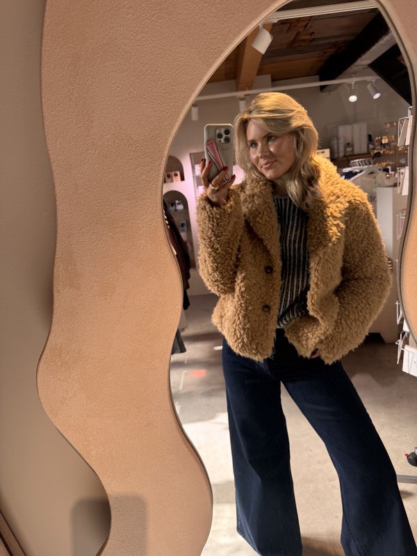 bonnie blazer biscuit  - another label