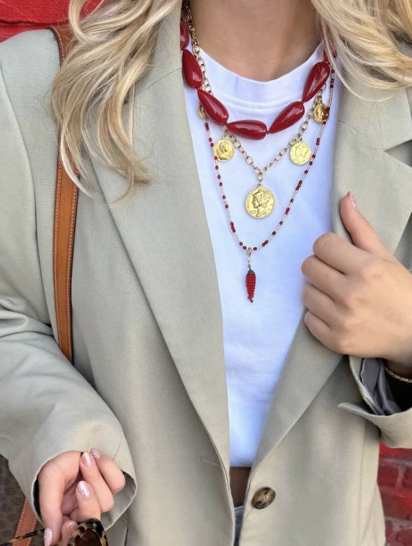 Red teardrop necklace - le veer
