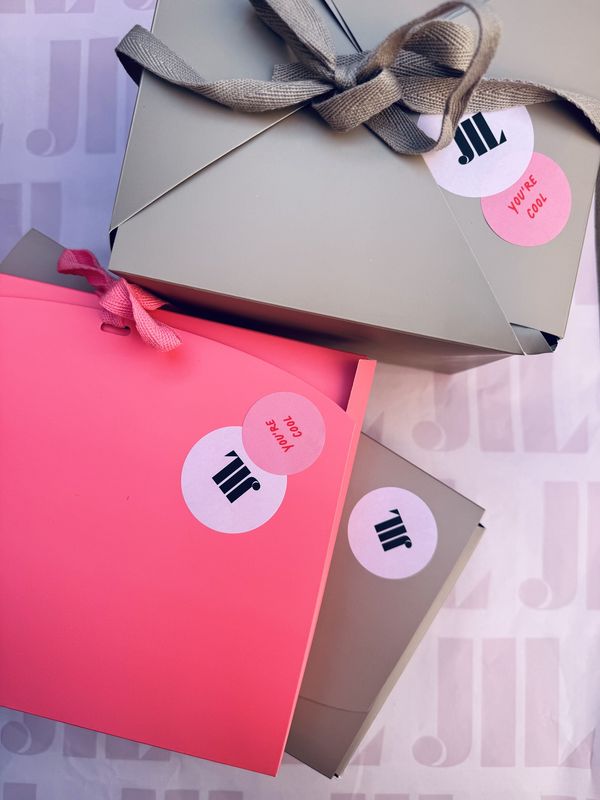 JIL’S GIFTBOX - festive favorites ✨