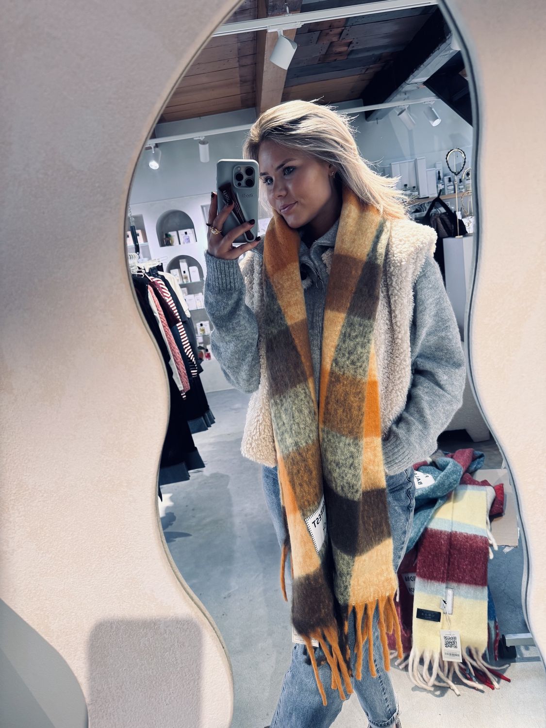 VTD scarf manifest joy - verb the brand
