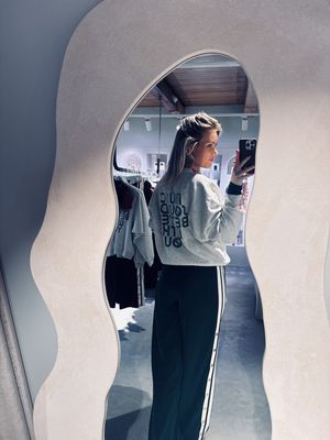 graphic sweater light grey melange (groen)