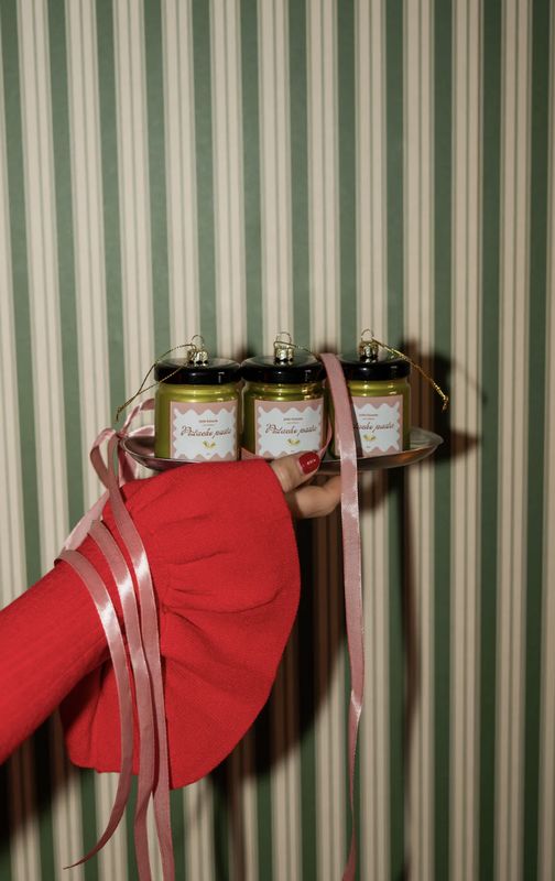 Pistache pasta ornament - yup in de boom