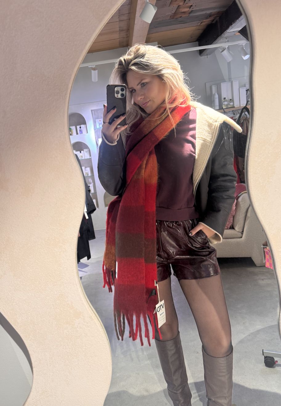 layla shorts - heyb club