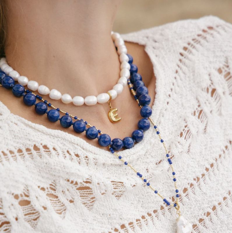 bubble letter charm - le veer