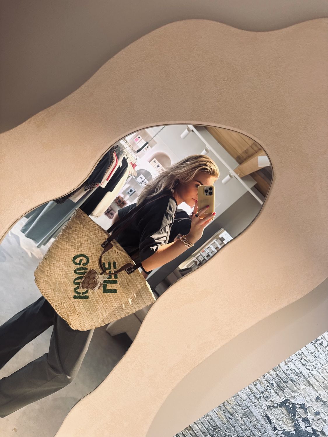 Tas - life is Gucci - groen detail -  groot - Attire Amsterdam