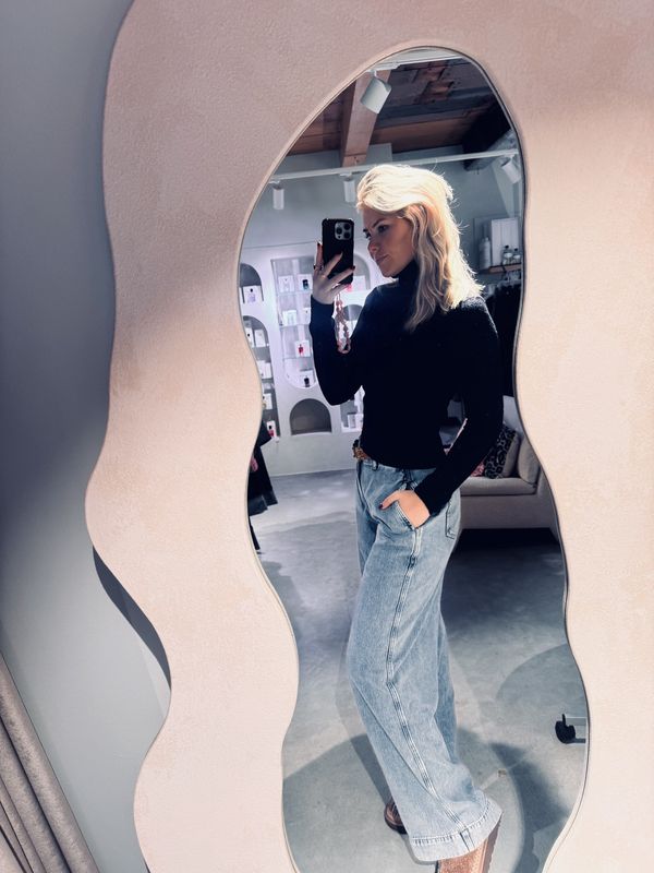 Wide Leg Jeans - Air - Catwalk Junkie