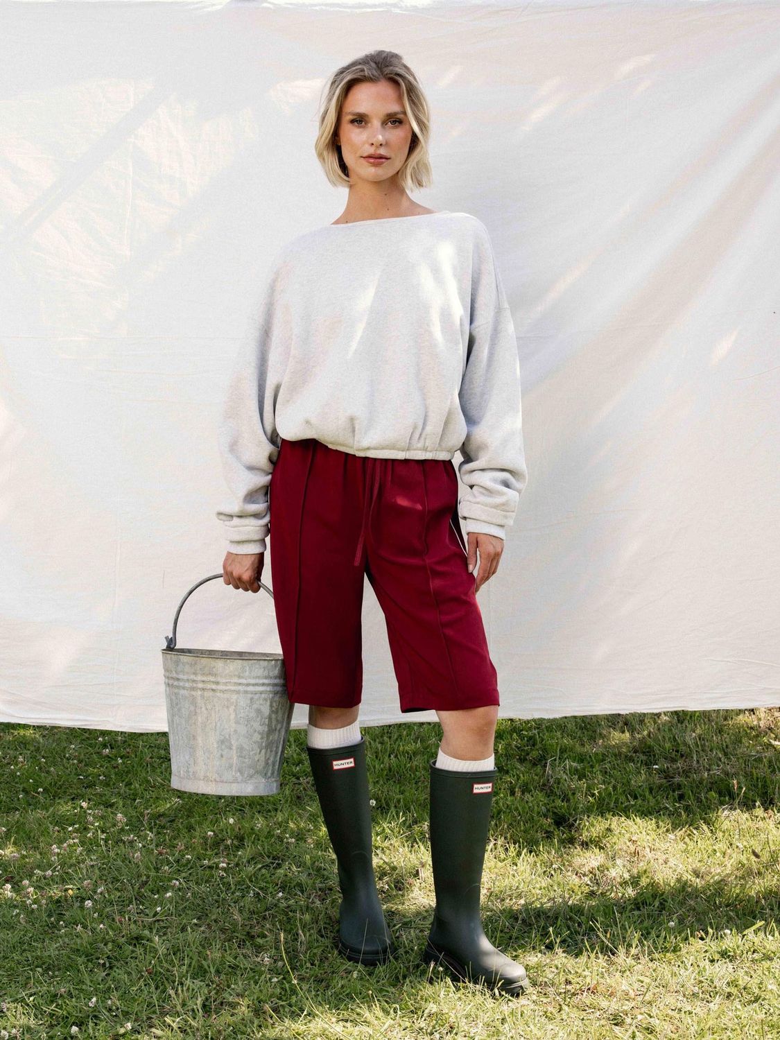 Tracksuit bermuda with piping - Rhubarb - Catwalk junkie