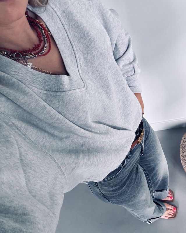 sweater with vneck - catwalk junkie