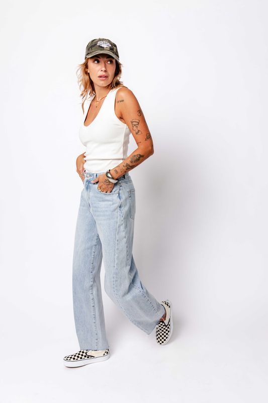 Vneck rib singlet - Off White -  Catwalk junkie