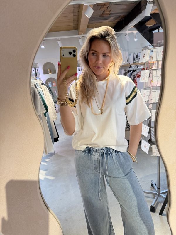 Loose fit Tshirt with sleeve detail - Off White - catwalk junkie