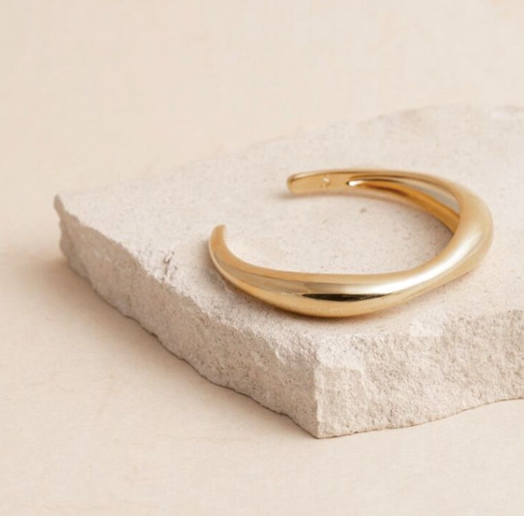 cuff vive glanzend goud - souvenirs de pomme