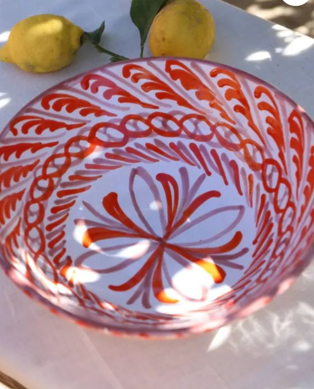 Schaal lenta living x pien laat haar eten zien